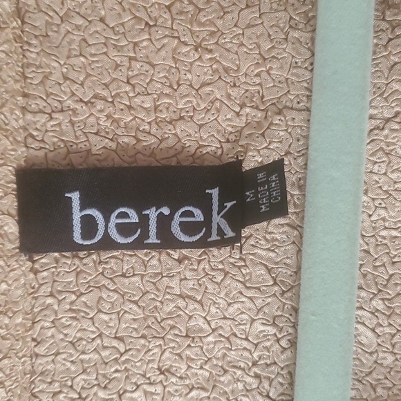 Berek - Picture 2 of 4